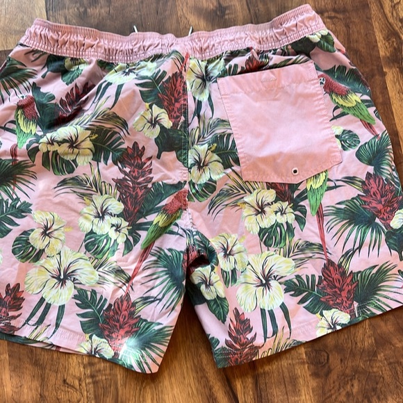Pink Hawaiian Swim Trunks with Pockets - Picture 4 of 4